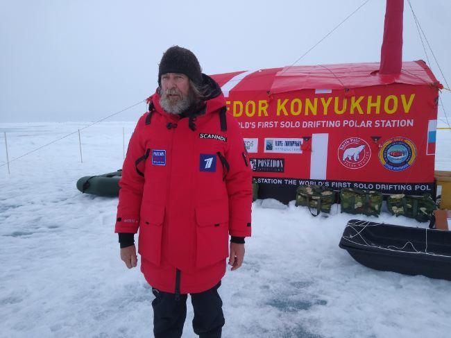 Фёдор Конюхов провёл первую ночёвку на дрейфующей льдине